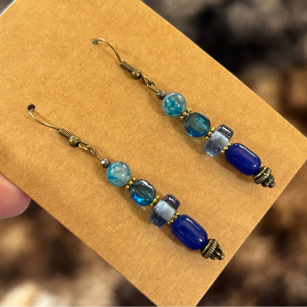Handcrafted vintage bead cat eye glass faceted hematite earrings
